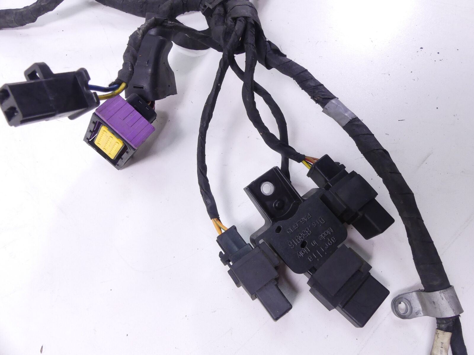 2016 Aprilia RSV 1100 Tuono V4 RR Wiring Harness Loom -No Cuts 2D000130 {{ shop.shopifyCountryName }} - Mototech271