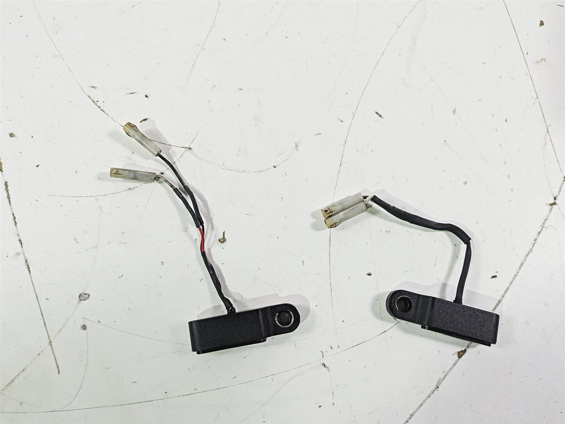 2019 Triumph Speed Triple RS 1050 Aftermarket Tiny Small Blinker Turn Signals {{ shop.shopifyCountryName }} - Mototech271