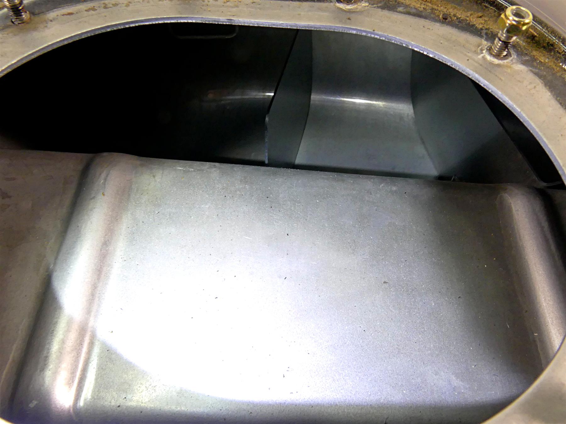 2019 Indian Chieftain Classic Fuel Gas Petrol Tank - Dented 1021997 {{ shop.shopifyCountryName }} - Mototech271