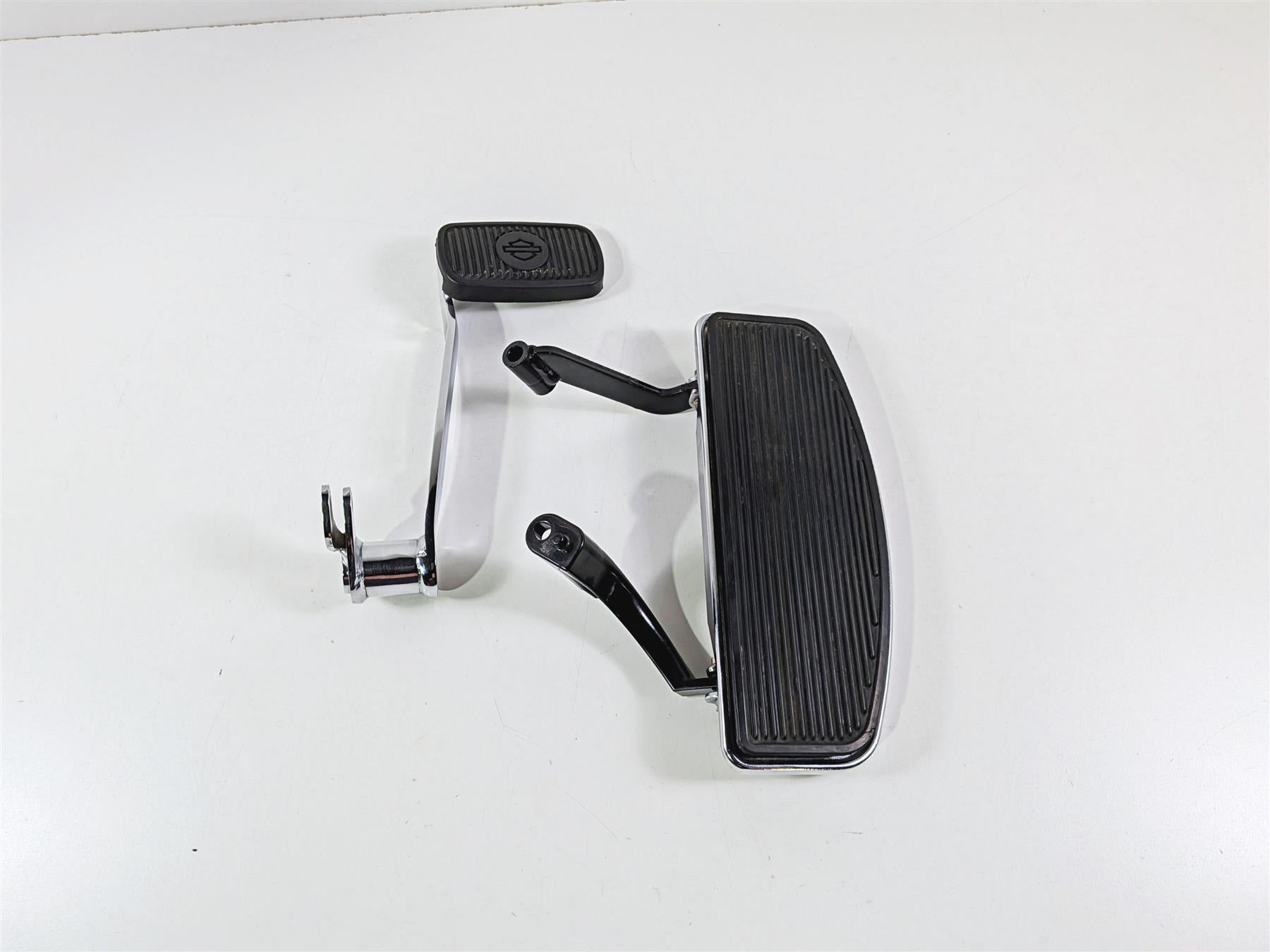 2018 Harley FLHTCU Touring Electra Glide Floor Board & Brake Pedal Set 50621-06A-Mototech271