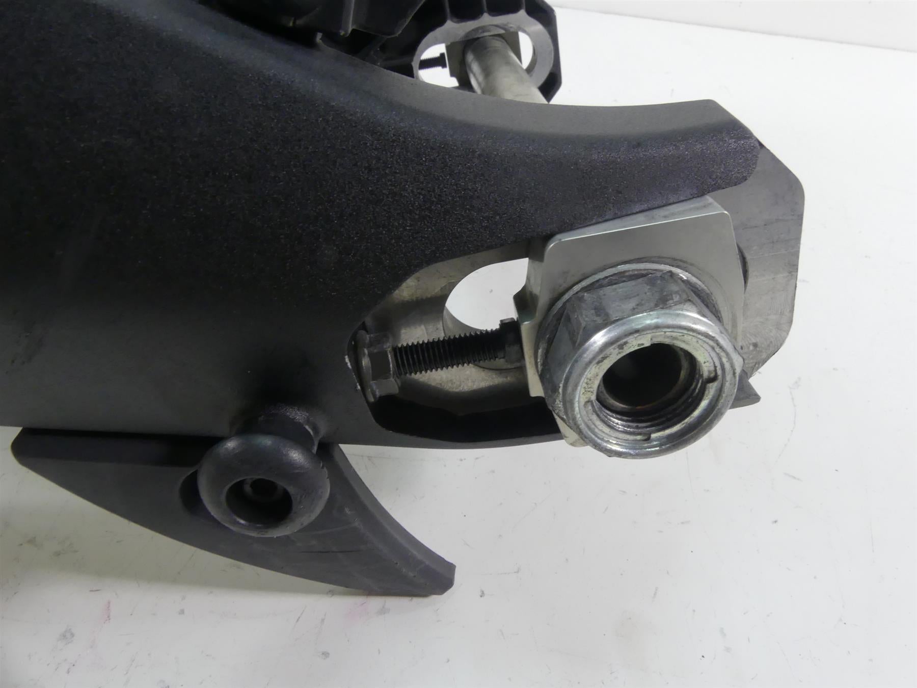 2015 Eric Buell Racing 1190SX Rear Swing Arm Swingarm & Axle K0100.1B7YCX {{ shop.shopifyCountryName }} - Mototech271