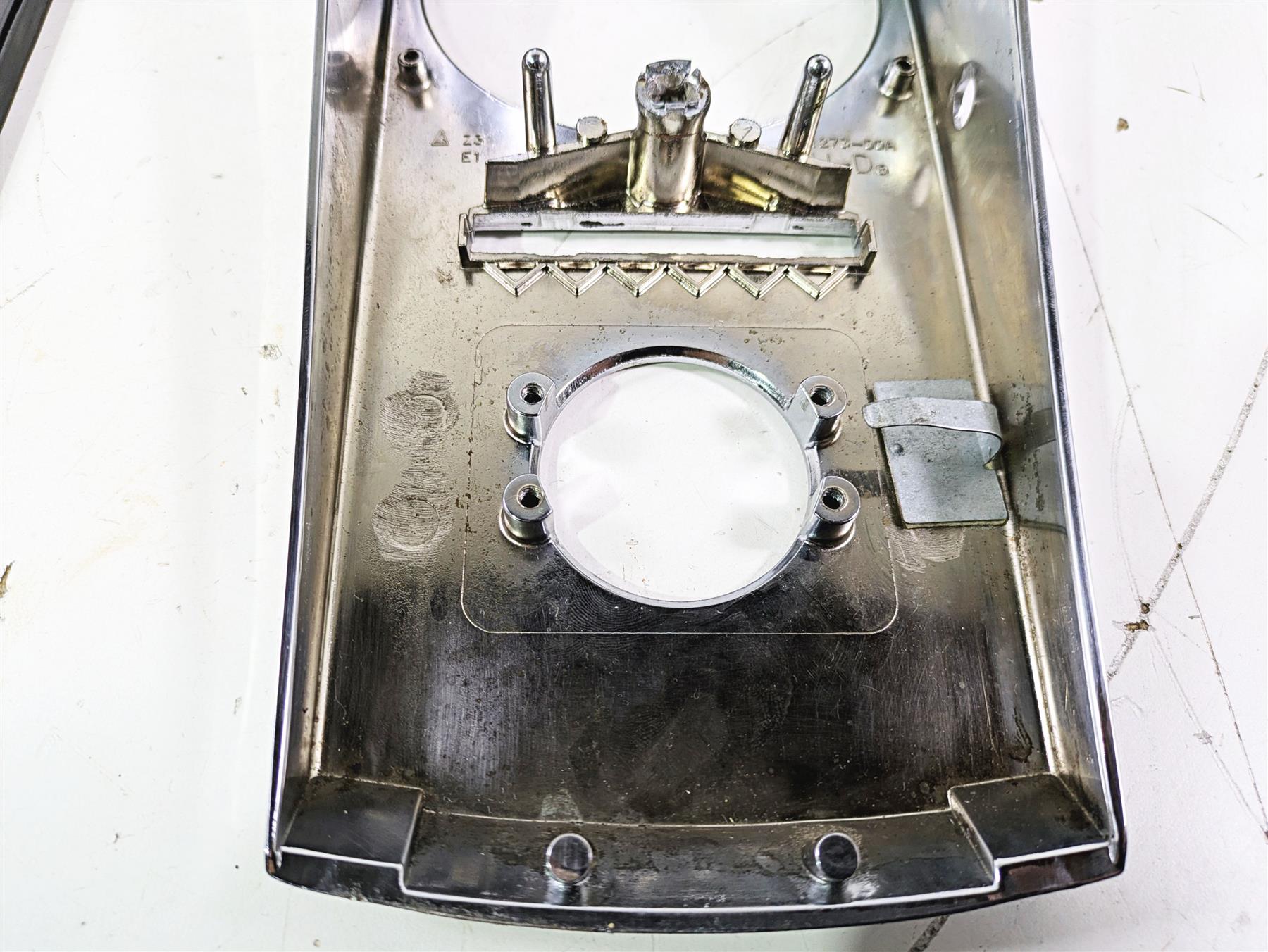 2005 Harley Softail FLSTSCI Heritage Springer Fuel Tank Dash Cover Read 71273-00 {{ shop.shopifyCountryName }} - Mototech271