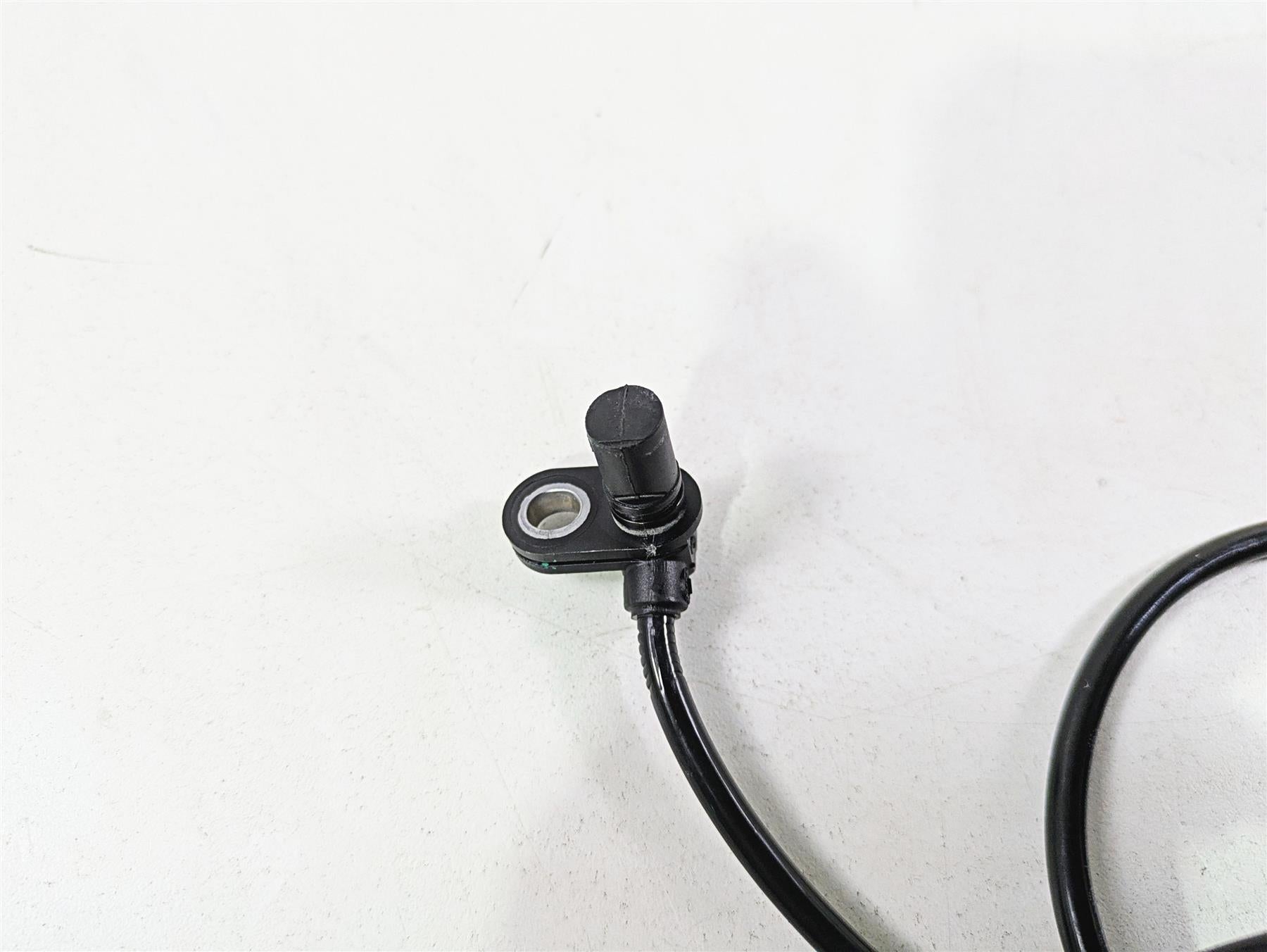 2022 Ducati Scrambler Desert Sled Rear Abs Brake Wheel Speed Sensor 55212121B {{ shop.shopifyCountryName }} - Mototech271