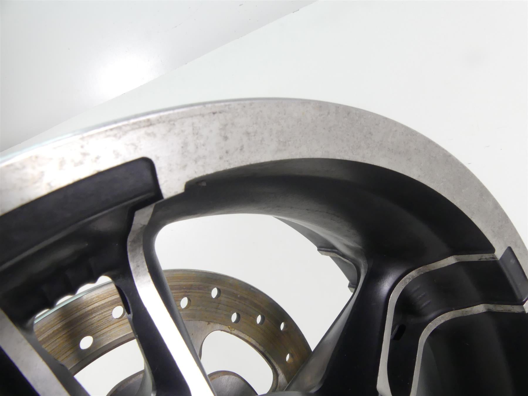 2016 Harley Touring FLTRX Road Glide Straight Rear Wheel Rim 16x5 40900033 {{ shop.shopifyCountryName }} - Mototech271
