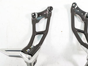 2017 Mv Agusta Dragster 800 Rear Passenger Footpeg Set 80B0B8764 80B0B8765