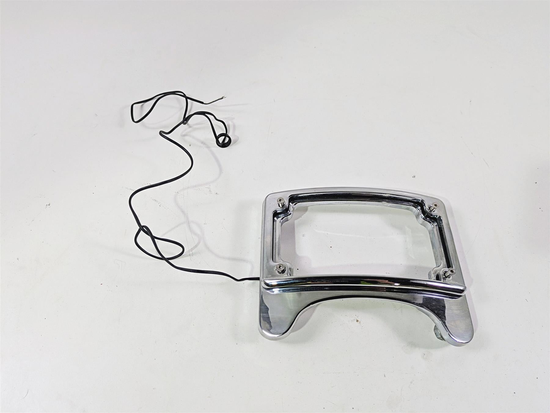 2016 Harley Touring FLHR Road King  Rear License Plate Holder - Read