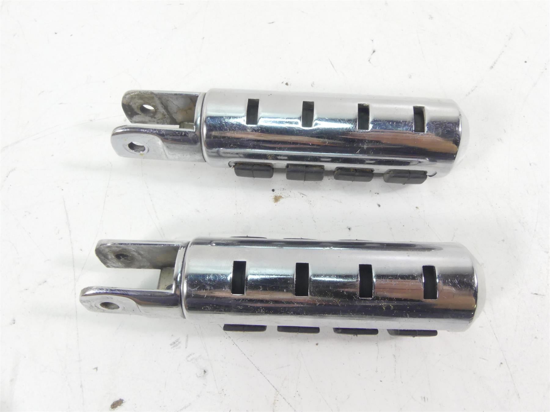 2001 Yamaha XV1600 Road Star Aftermarket Highway Foot Peg Footpeg Set {{ shop.shopifyCountryName }} - Mototech271