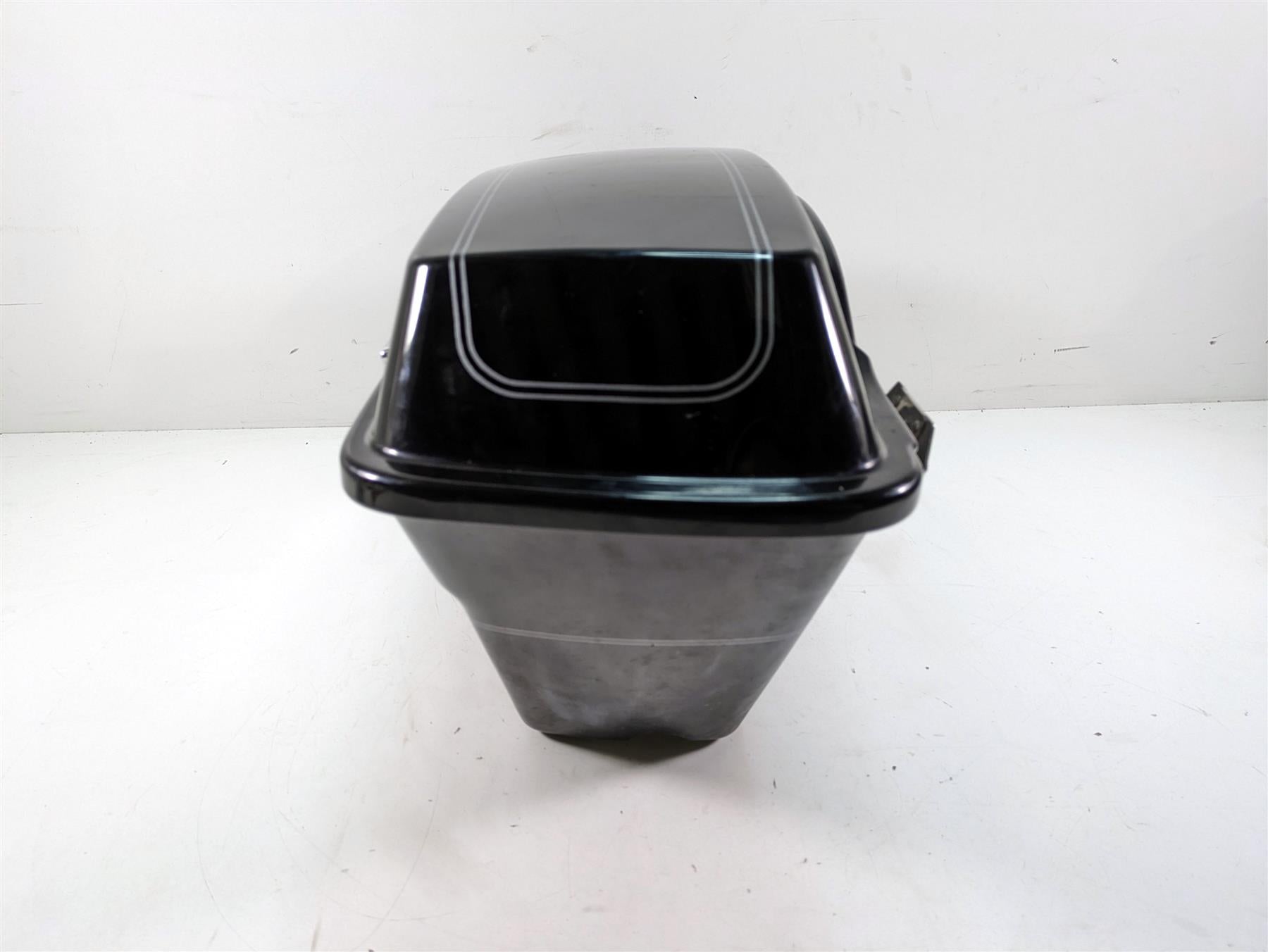 2006 Harley Touring FLHTCUI Electra Glide Right Saddle Bag Saddlebag 90752-93 {{ shop.shopifyCountryName }} - Mototech271