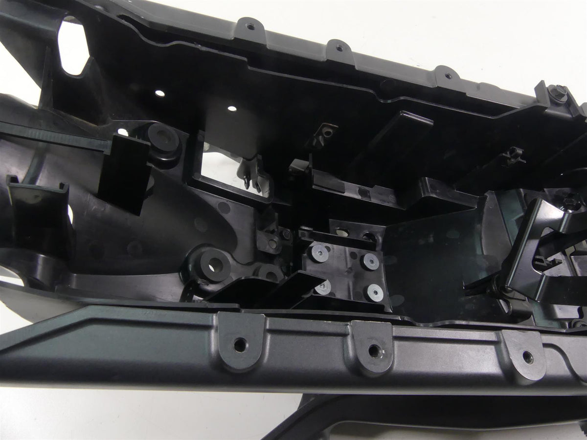 2022 Yamaha MT09 FZ09 Subframe Sub Frame & Inner Fender B7N-21190-09-00 {{ shop.shopifyCountryName }} - Mototech271