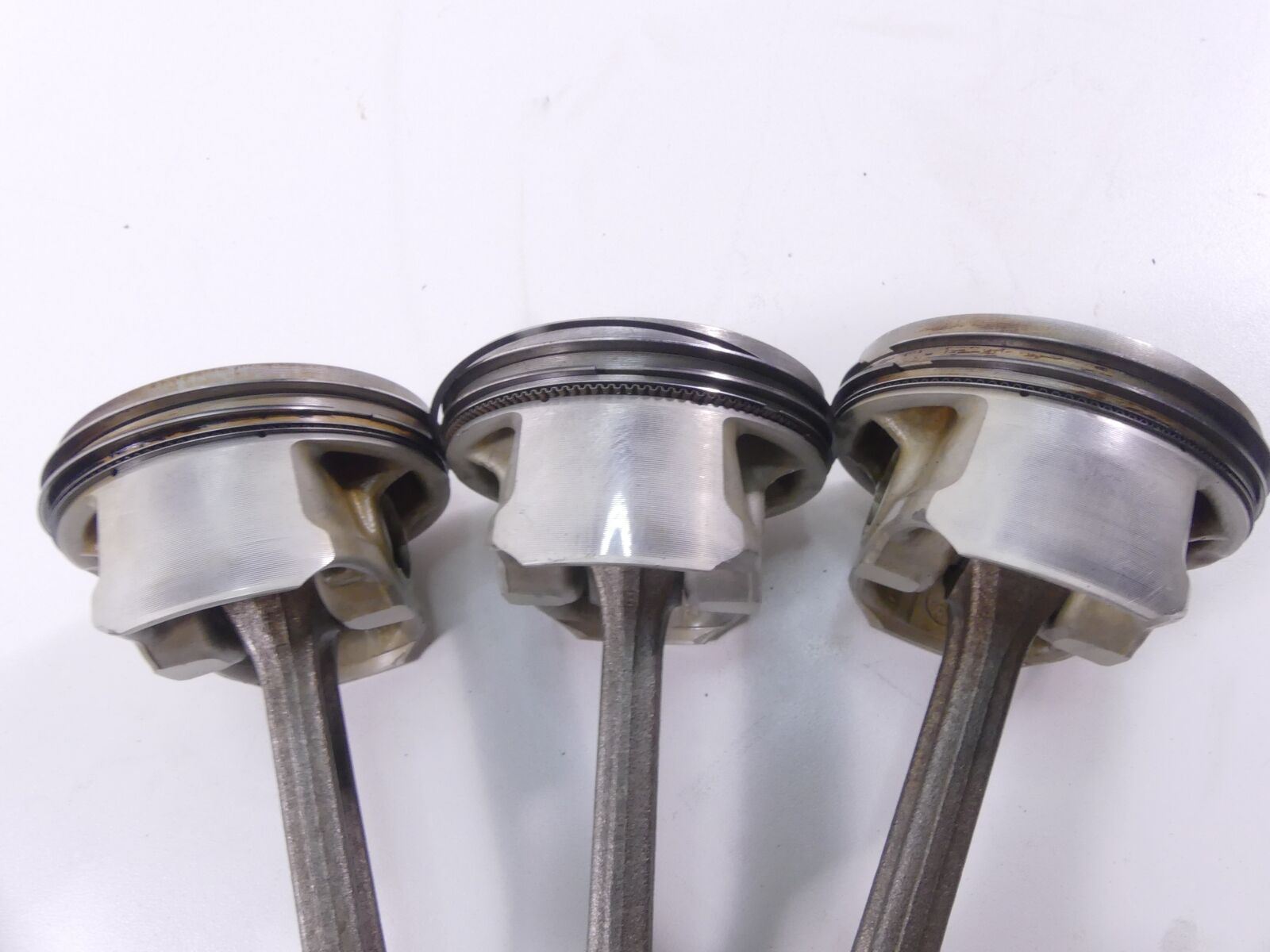 2018 BMW K1600 Bagger Pistons Piston & Connecting Rods Rod Set 11257720677 {{ shop.shopifyCountryName }} - Mototech271