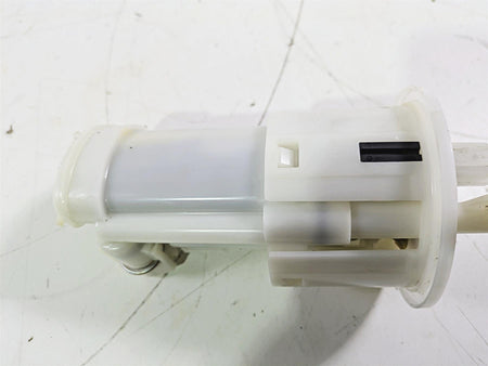 2019 Triumph Speed Triple RS 1050 Fuel Gas Petrol Pump & Sending Unit T2400735 {{ shop.shopifyCountryName }} - Mototech271