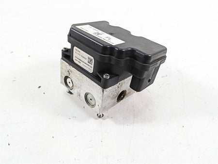 2008 Harley FLHTCU Electra Glide Abs Brake Pump Unit Module 40688-08 40601-08 {{ shop.shopifyCountryName }} - Mototech271