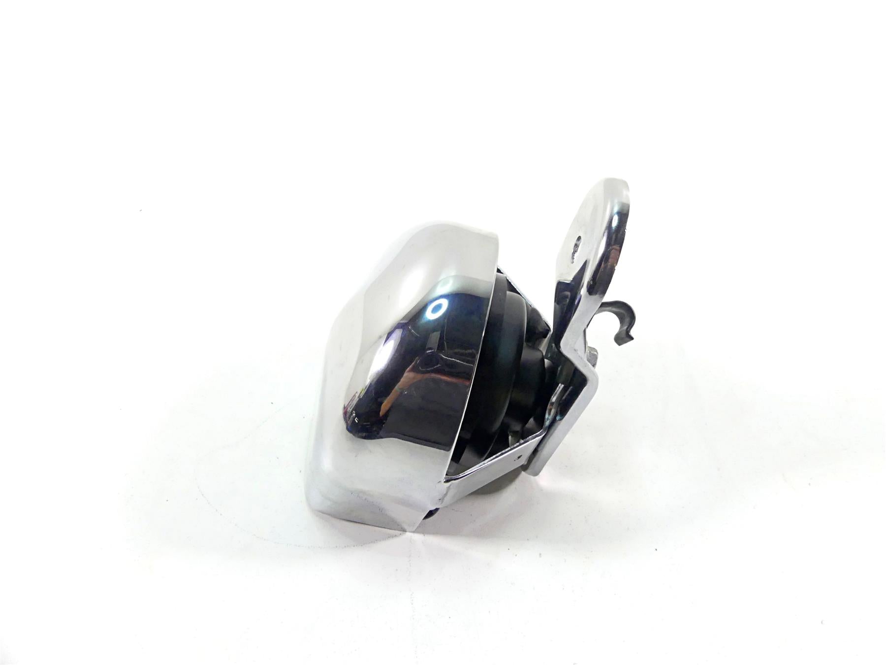 2010 Harley FXDF Dyna Fat Bob Horn & Chrome Cover 61300478A {{ shop.shopifyCountryName }} - Mototech271