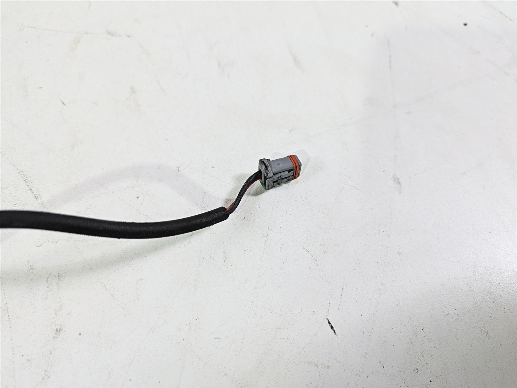 2018 Harley FXBR Softail Breakout Abs Brake Wheel Speed Sensor Set 41100080 {{ shop.shopifyCountryName }} - Mototech271