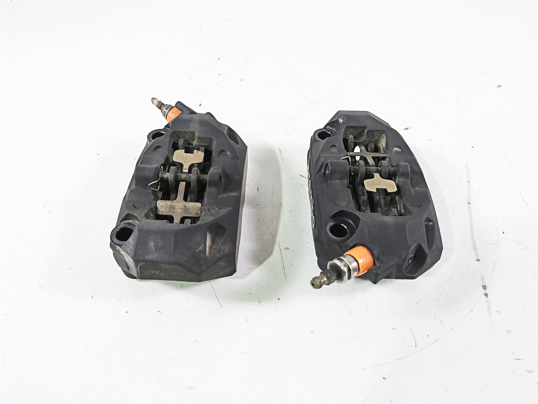 2016 BMW R1200GS GSW K50 Front Brake Caliper Set 100mm 34118556205 34118556206 {{ shop.shopifyCountryName }} - Mototech271