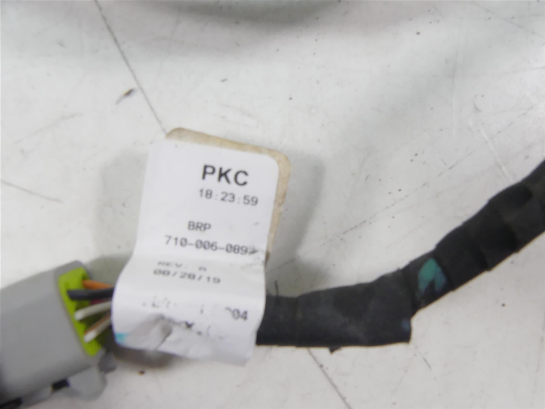 2020 Can-Am Commander 1000R XT Wiring Harness Loom -Read 710006089 {{ shop.shopifyCountryName }} - Mototech271