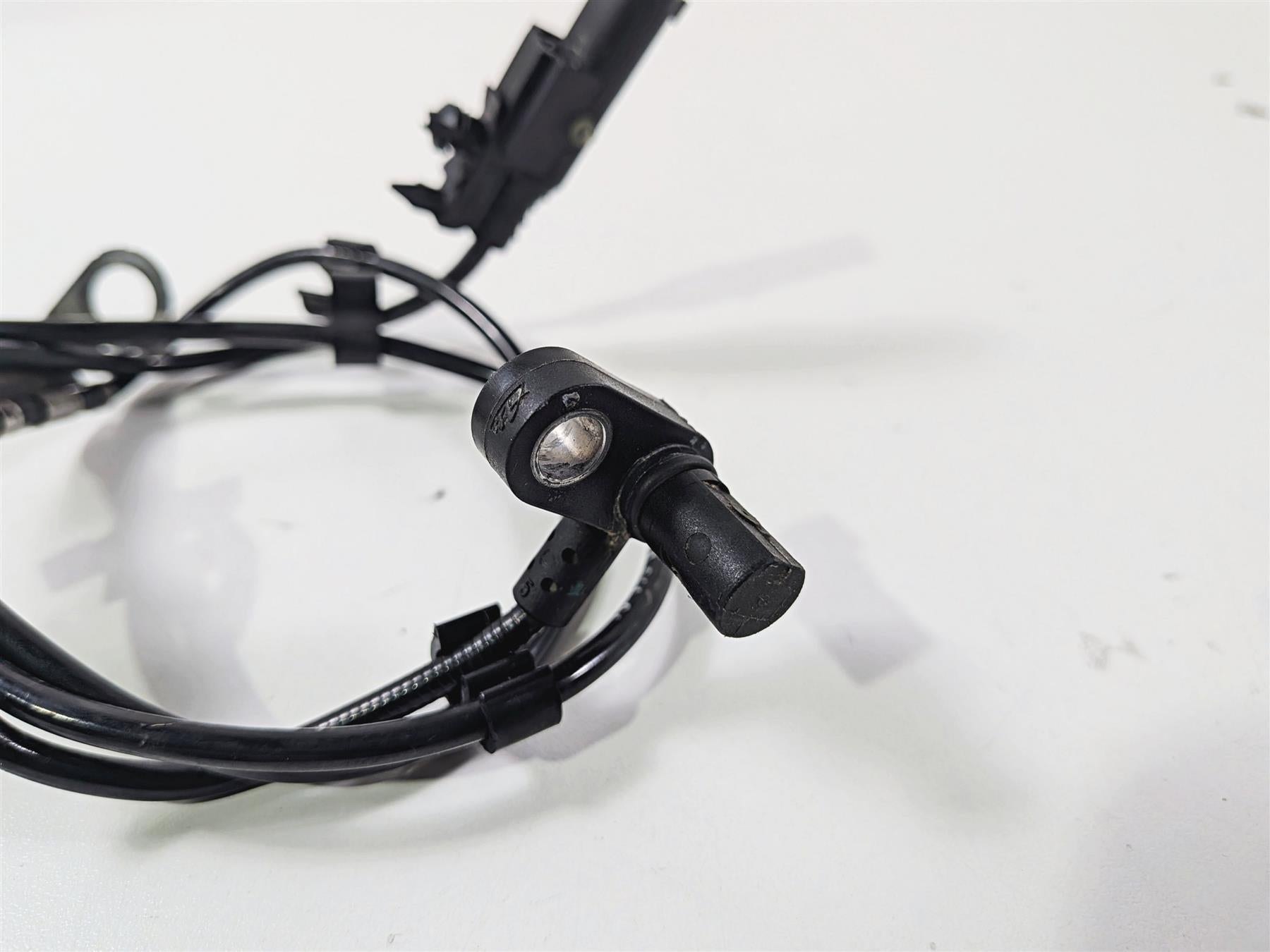 2016 BMW R1200RT RT RTW K52 Front Abs Brake Wheel Speed Sensor 34528551611 {{ shop.shopifyCountryName }} - Mototech271