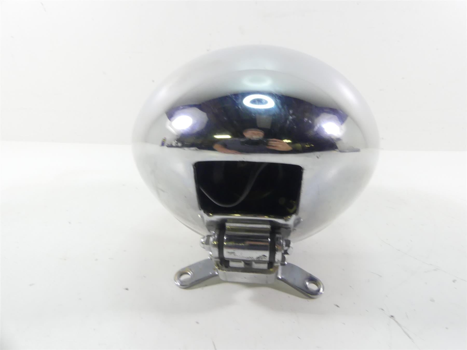 2005 Honda V-Twin VTX1800 S3 Headlight Head Light Lamp + Bucket 61301-MCH-670 {{ shop.shopifyCountryName }} - Mototech271
