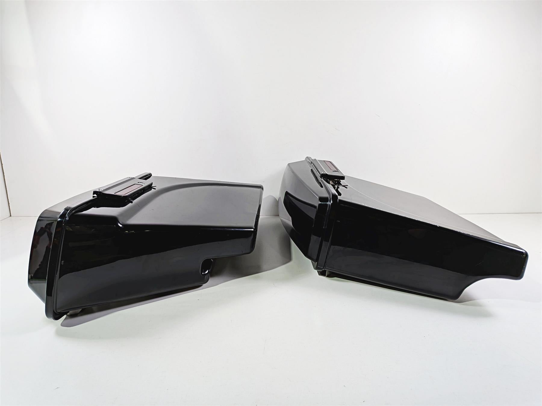 2017 Harley Touring FLHXS Street Glide Stretched Aftermarket Saddlebag Saddle Bag Set {{ shop.shopifyCountryName }} - Mototech271