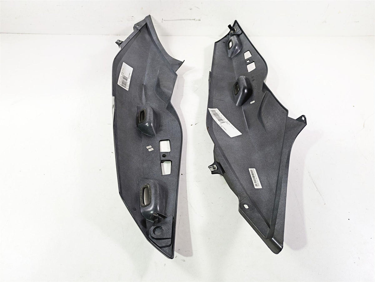 2009 BMW R1200RT K26 Tail Fairing Cover Cowl Set 46637681571 46637681572 {{ shop.shopifyCountryName }} - Mototech271