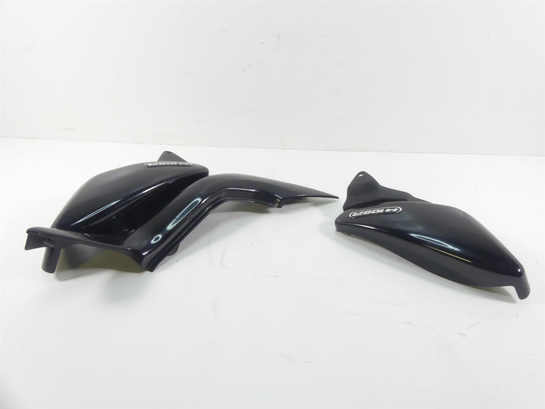 2007 Suzuki M109R VZR1800 Boulevard Side Cover Fairing Set 47210-48G00 {{ shop.shopifyCountryName }} - Mototech271