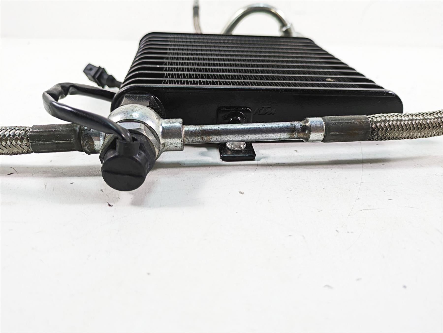 2011 Triumph America Oil Cooler & Line Set T1210226 T2100281 {{ shop.shopifyCountryName }} - Mototech271
