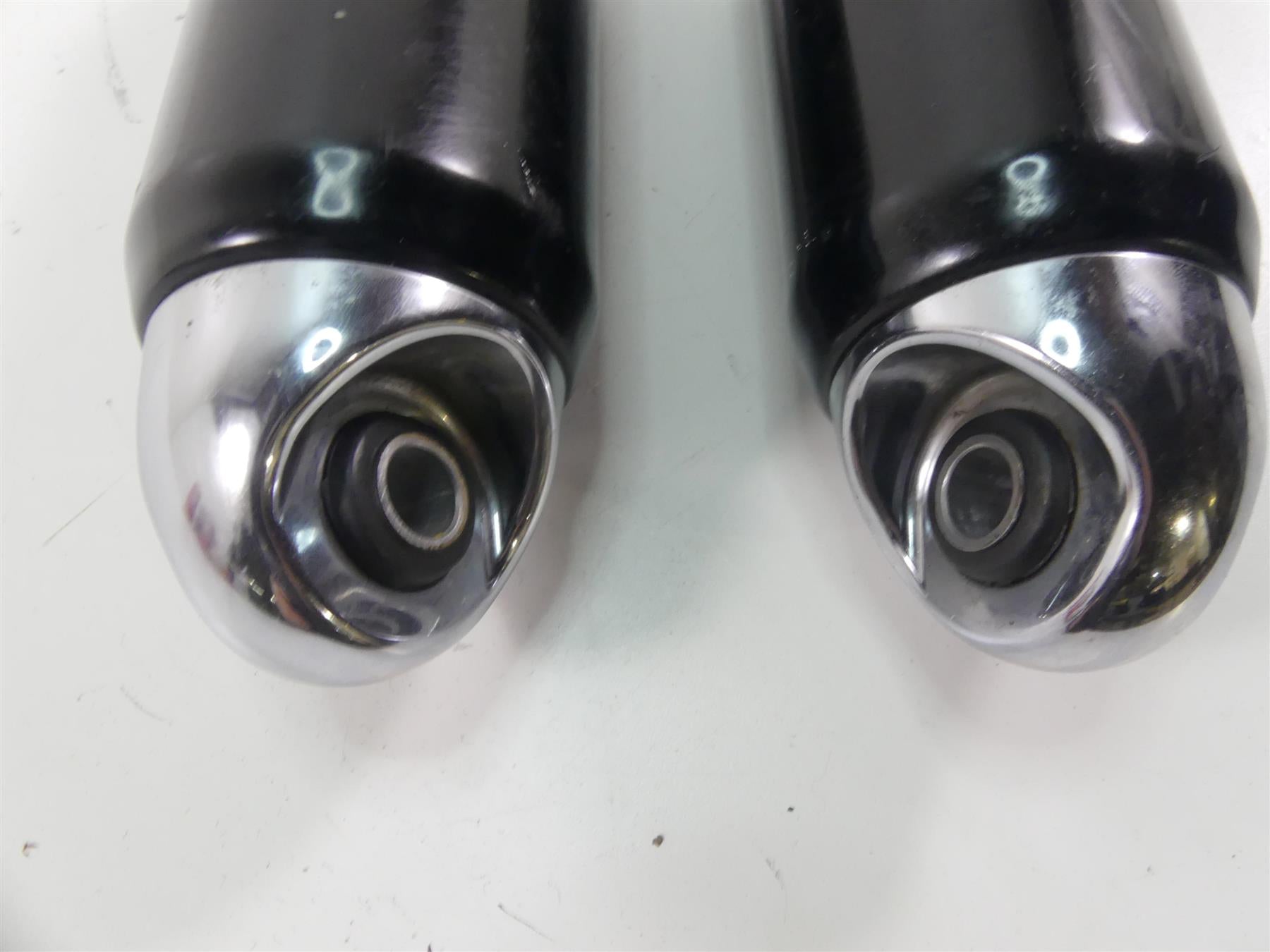 2014 Harley FXDF Dyna Fat Bob Straight Rear Suspension Shock Set 12" 54000049 {{ shop.shopifyCountryName }} - Mototech271