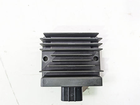 2024 Kawasaki ZX6R ZX636 Ninja Rectifier Voltage Regulator SH868AA 21066-0756 {{ shop.shopifyCountryName }} - Mototech271