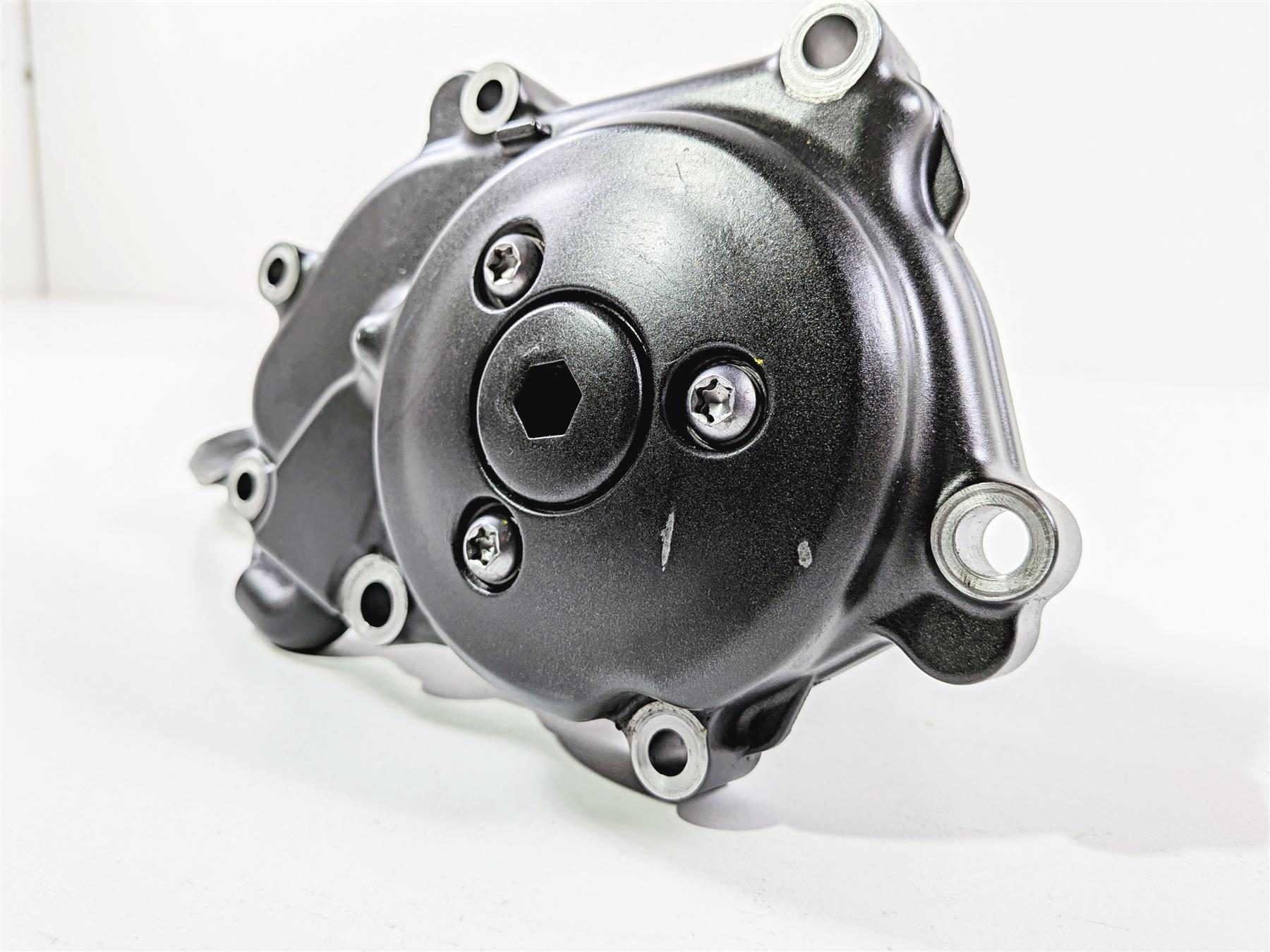 2008 Yamaha YZF R1 RN19 Stator Rotor & Engine Side Cover 2D1-81410-10-00 {{ shop.shopifyCountryName }} - Mototech271