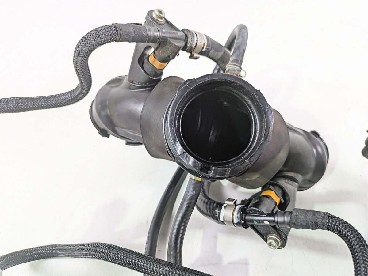 2022 Ducati Scrambler Desert Sled Bing Throttle Body Intake Set 28241001A {{ shop.shopifyCountryName }} - Mototech271