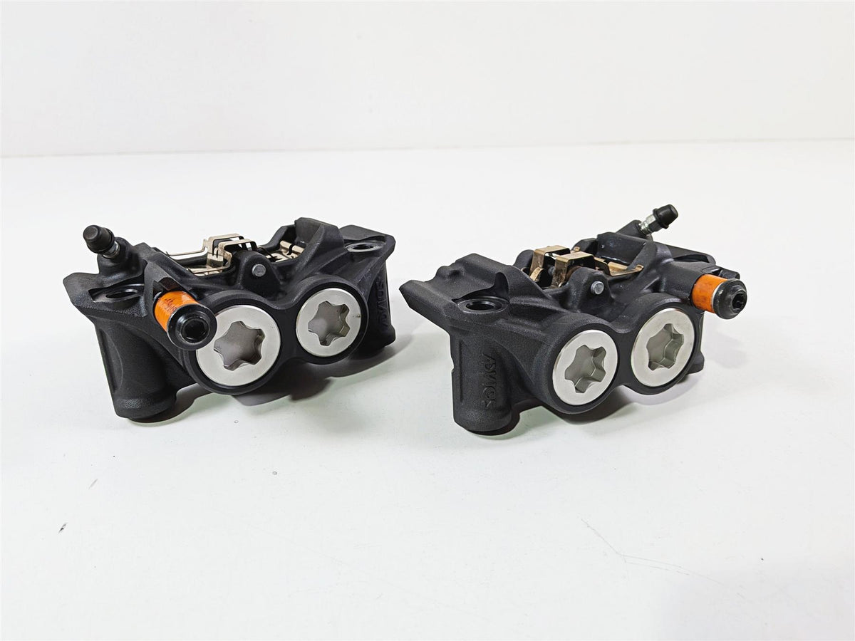 2025 Yamaha YZF R7 Front Brake Caliper & Pad Set 1RC-2580T-00-00 1RC-2580U-00-00 {{ shop.shopifyCountryName }} - Mototech271