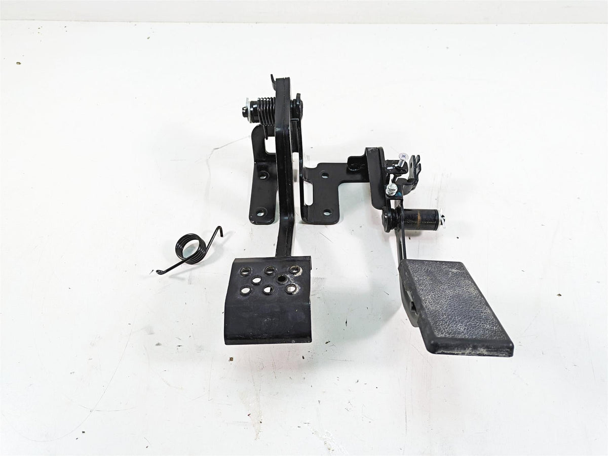 2021 CFMoto Zforce 500 Trail Foot Brake Pedal Lever Set 9060-081300 {{ shop.shopifyCountryName }} - Mototech271