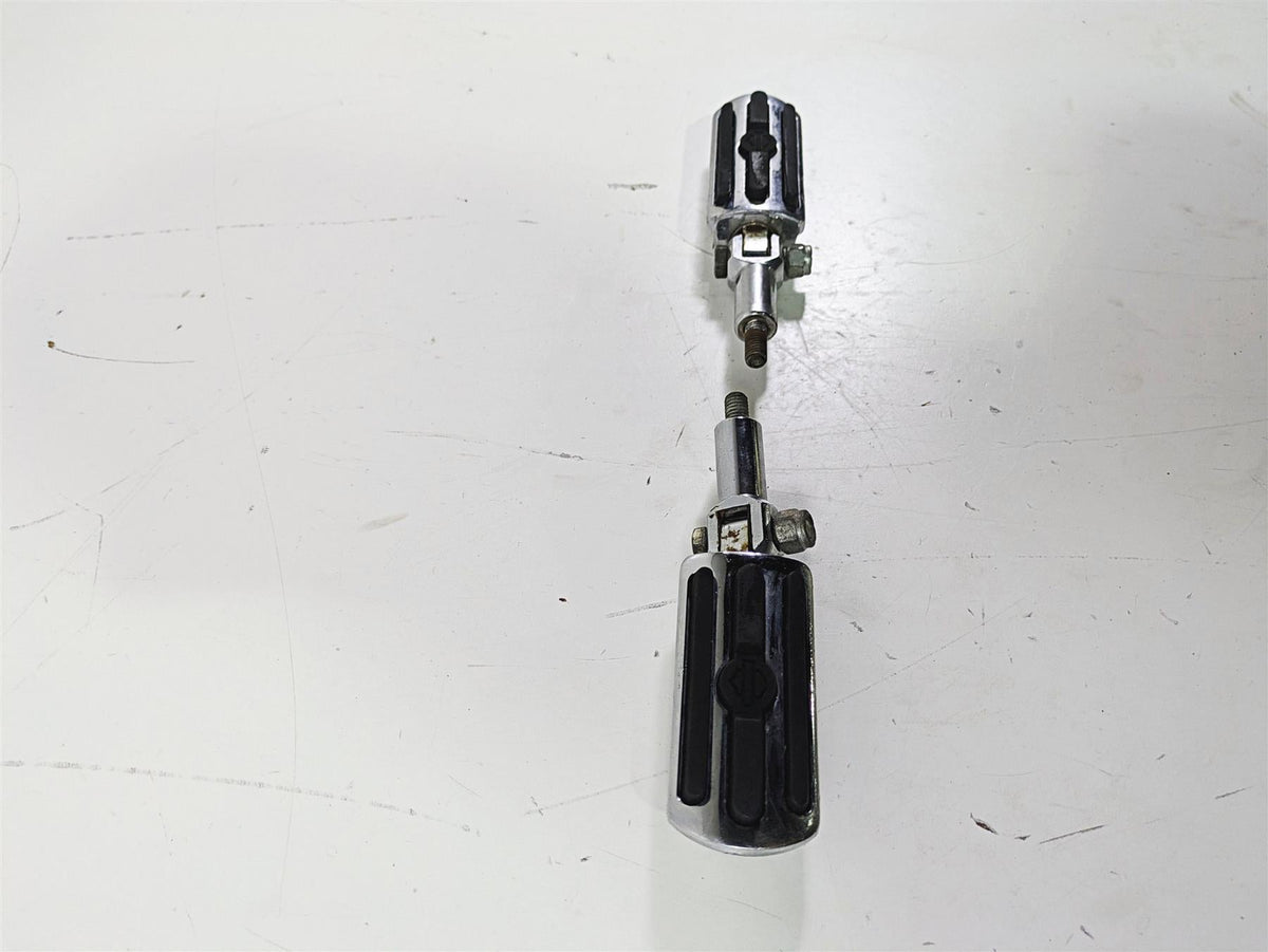 2004 Harley FLSTCI Softail Heritage Rear Passenger Foot Peg Set 50942-00 {{ shop.shopifyCountryName }} - Mototech271