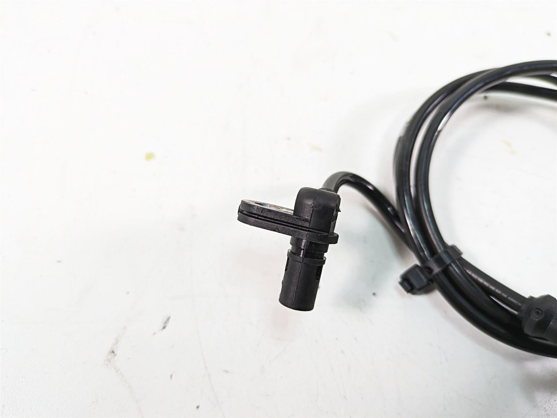 2020 Ducati Hypermotard 950 SP Front Abs Wheel Speed Sensor 55212121B {{ shop.shopifyCountryName }} - Mototech271
