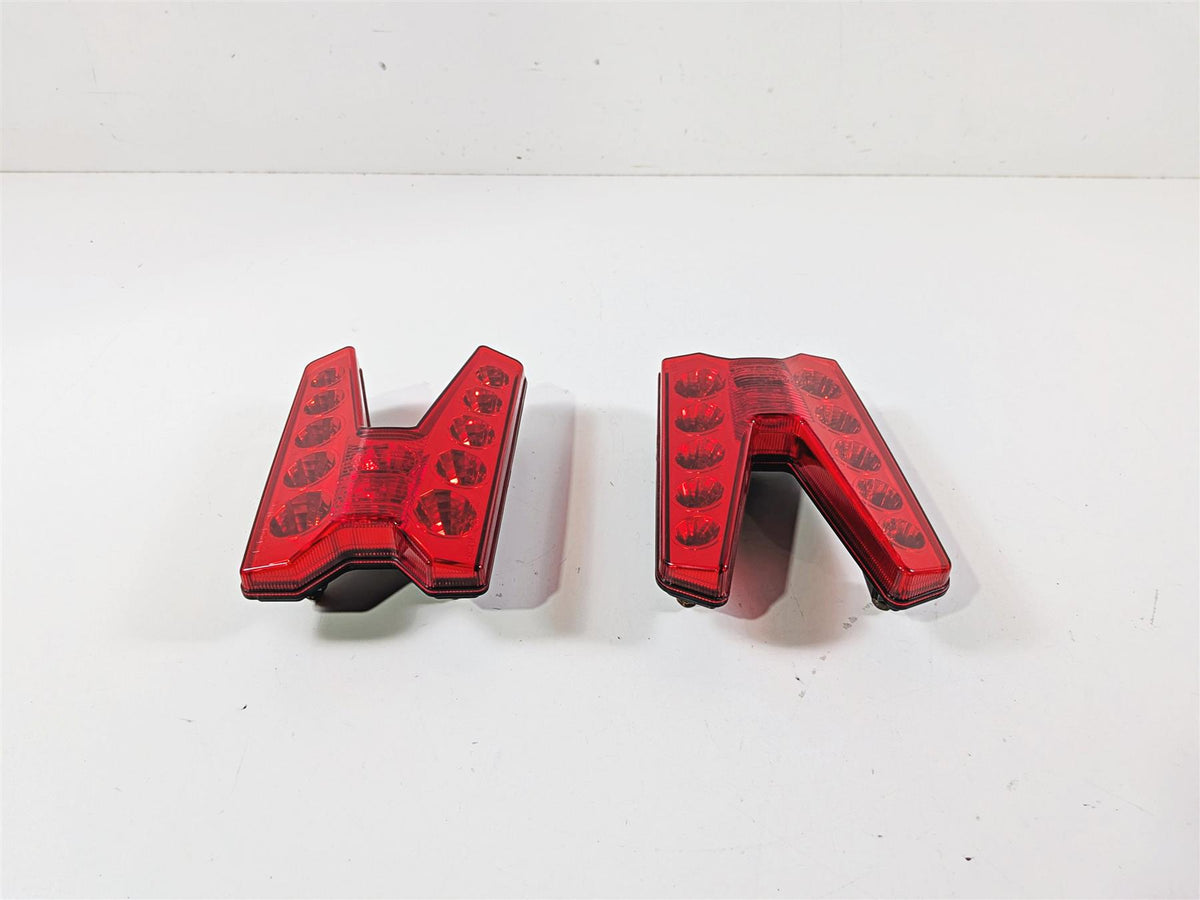 2021 Kawasaki Teryx KRX KRF 1000 ES Taillight Tail Light Lamp Set 23024-0005 {{ shop.shopifyCountryName }} - Mototech271