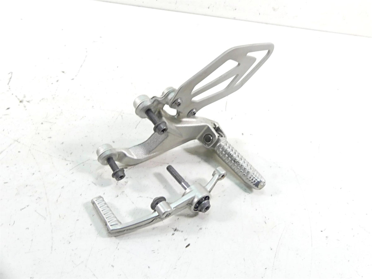 2018 BMW S1000RR K46 Left Foot Peg Set & Shifter Shift Lever 46717728307 {{ shop.shopifyCountryName }} - Mototech271