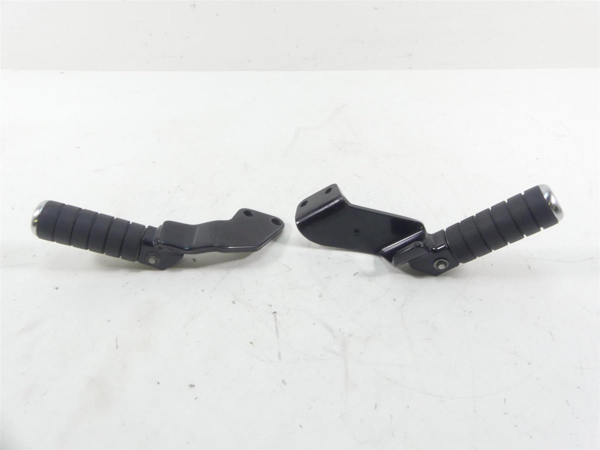 2005 Honda V-Twin VTX1800 S3 Rear Passenger Footpegs 50680-MCV-000 50685-MCV-000 {{ shop.shopifyCountryName }} - Mototech271