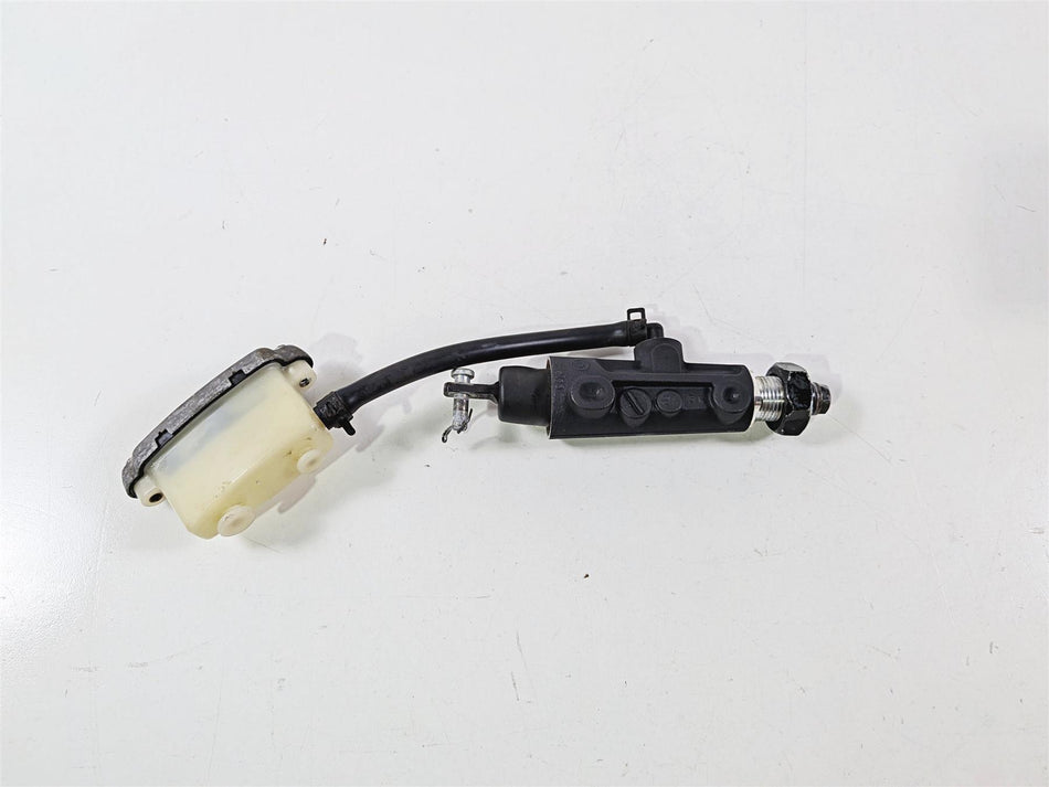 2012 Harley VRSCF Muscle V-Rod Rear Brake Master Cylinder 44740-06A-Mototech271