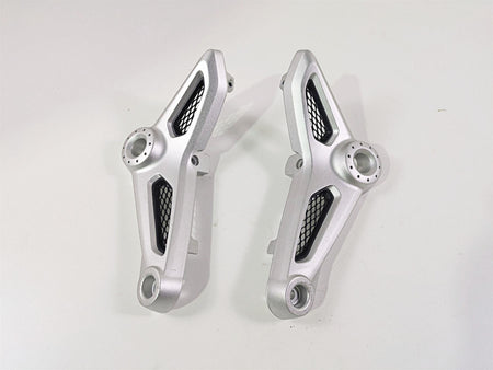 2022 BMW RnineT Pure K22 Under Riders Seat Support Fairing Set 46638531189 {{ shop.shopifyCountryName }} - Mototech271