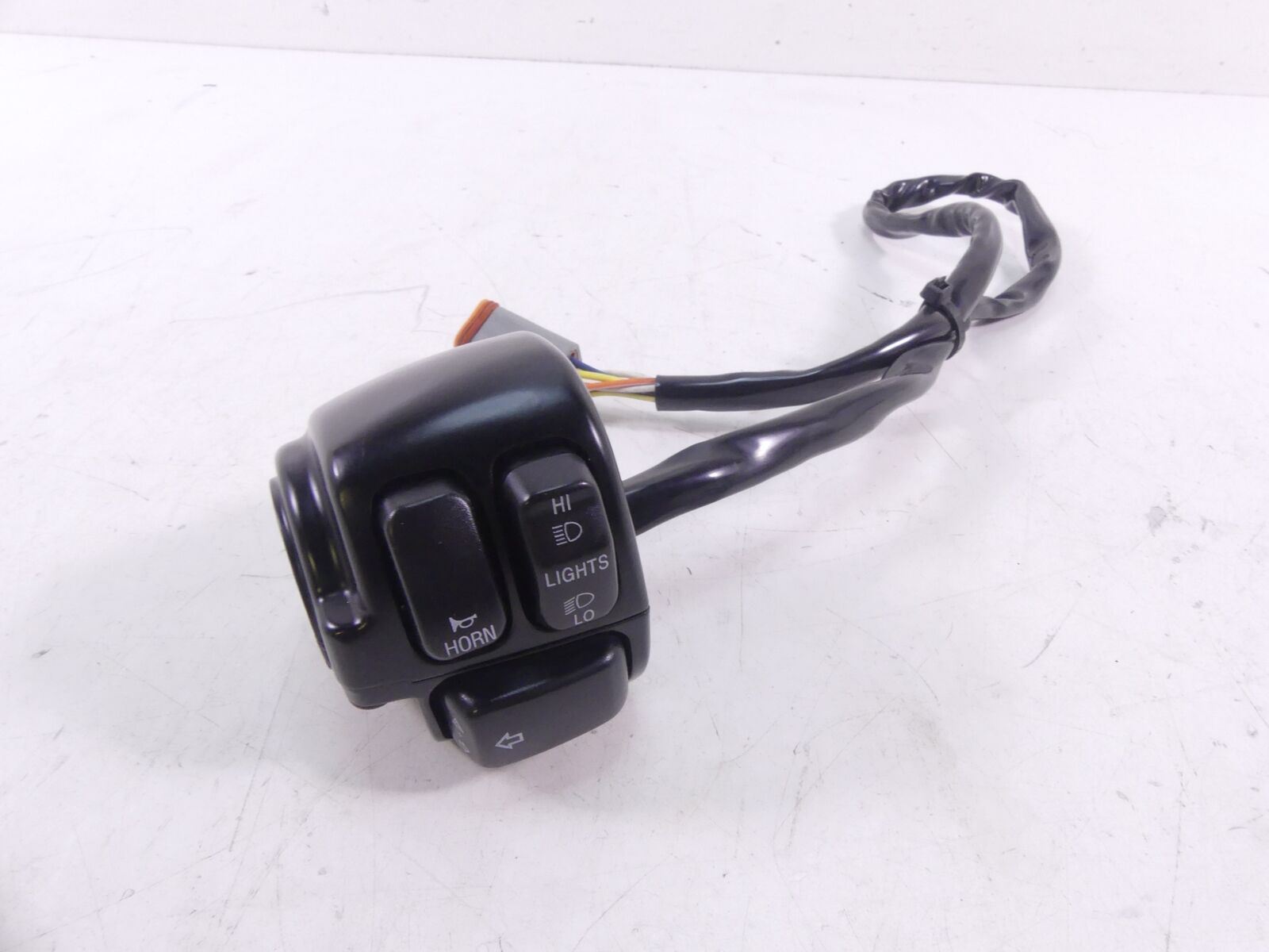 2001 Harley Davidson Sportster XL883 Left Hand Control Switch Blinker 71682-06A {{ shop.shopifyCountryName }} - Mototech271