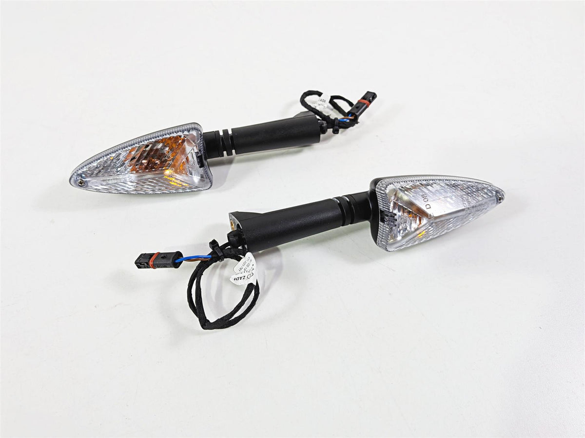 2019 BMW R1250GS K50 Front Blinker Turn Signal Set 63138534355 63138534354 {{ shop.shopifyCountryName }} - Mototech271