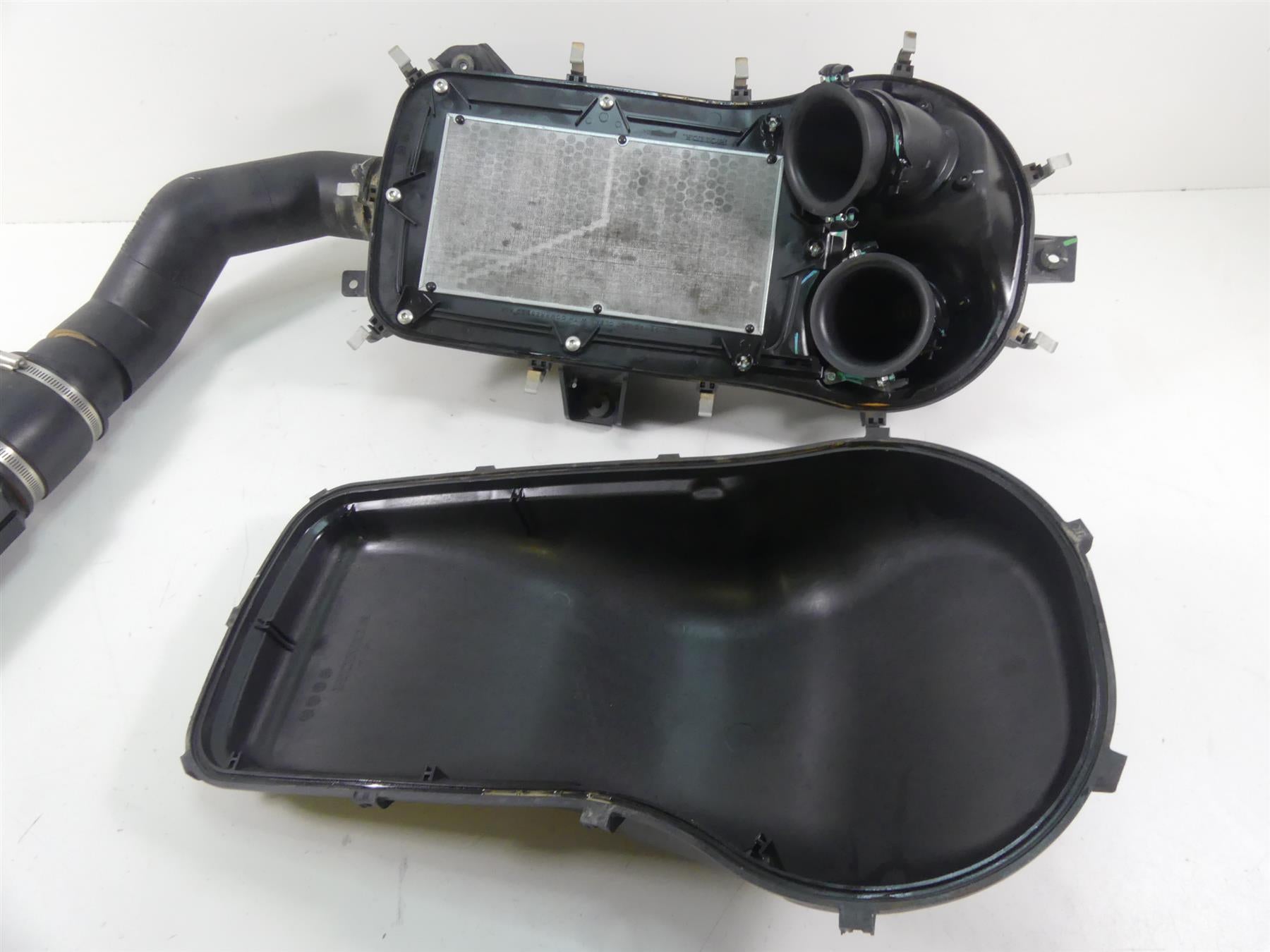 2019 Honda Talon SXS1000 S2R Air Box Cleaner Breather Filter 17230-HL6-A00 {{ shop.shopifyCountryName }} - Mototech271