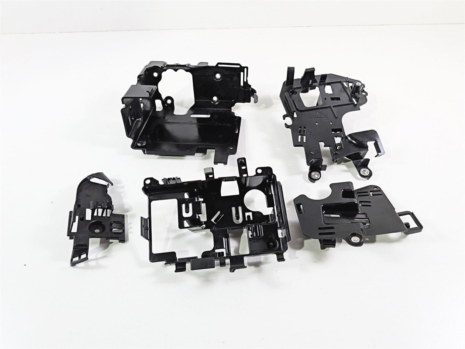 2022 Harley Softail FXLRST Low Rider Electrical Holder Carriers Set 69201523 {{ shop.shopifyCountryName }} - Mototech271