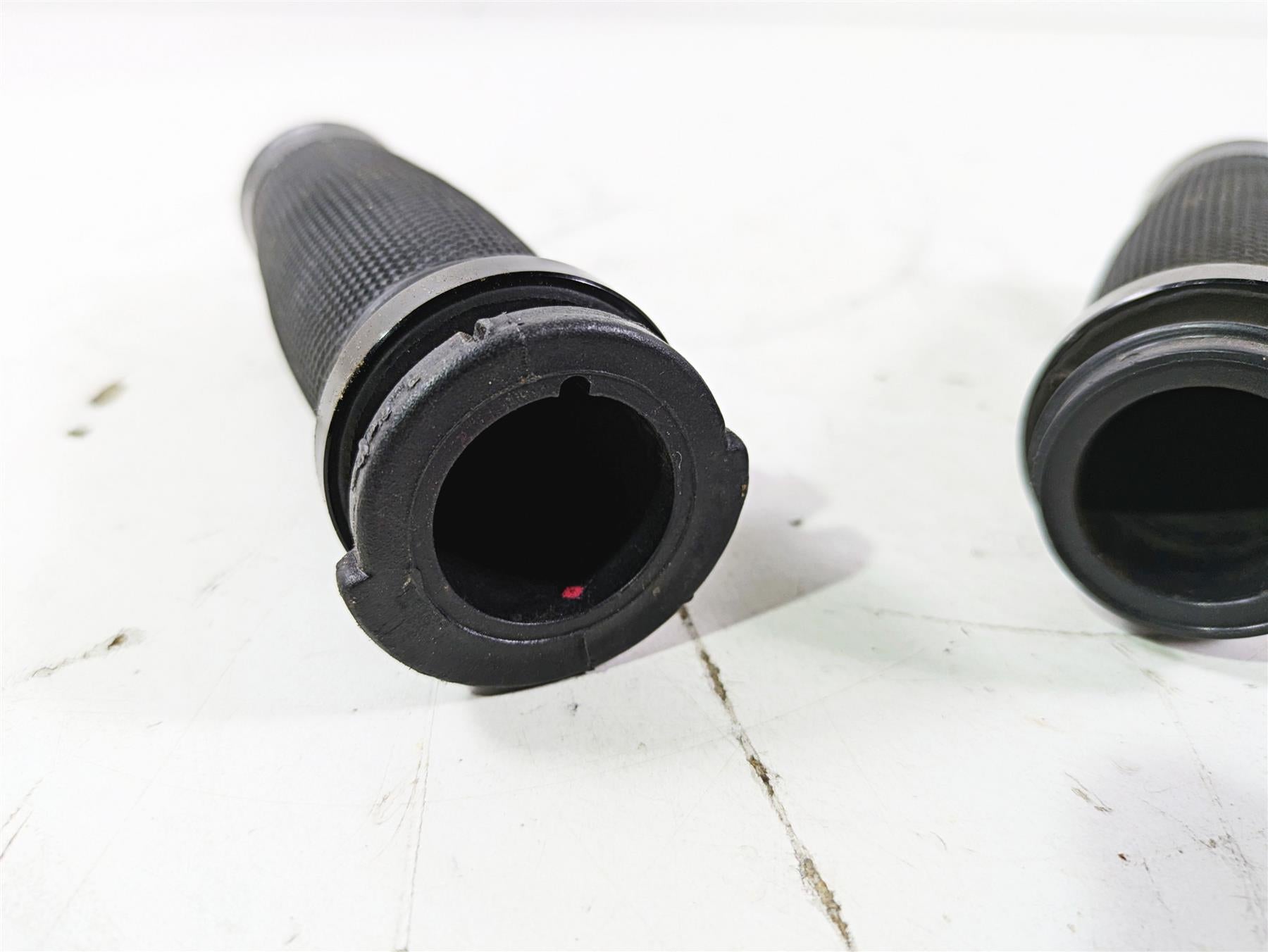 2016 Harley Touring FLTRX Road Glide Get-A-Grip Magnum Hand Grip Set 56100036 {{ shop.shopifyCountryName }} - Mototech271