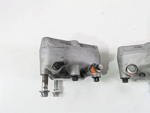 2007 Harley Touring FLHRSE CVO Road King Front Brake Caliper Set 44381-99C