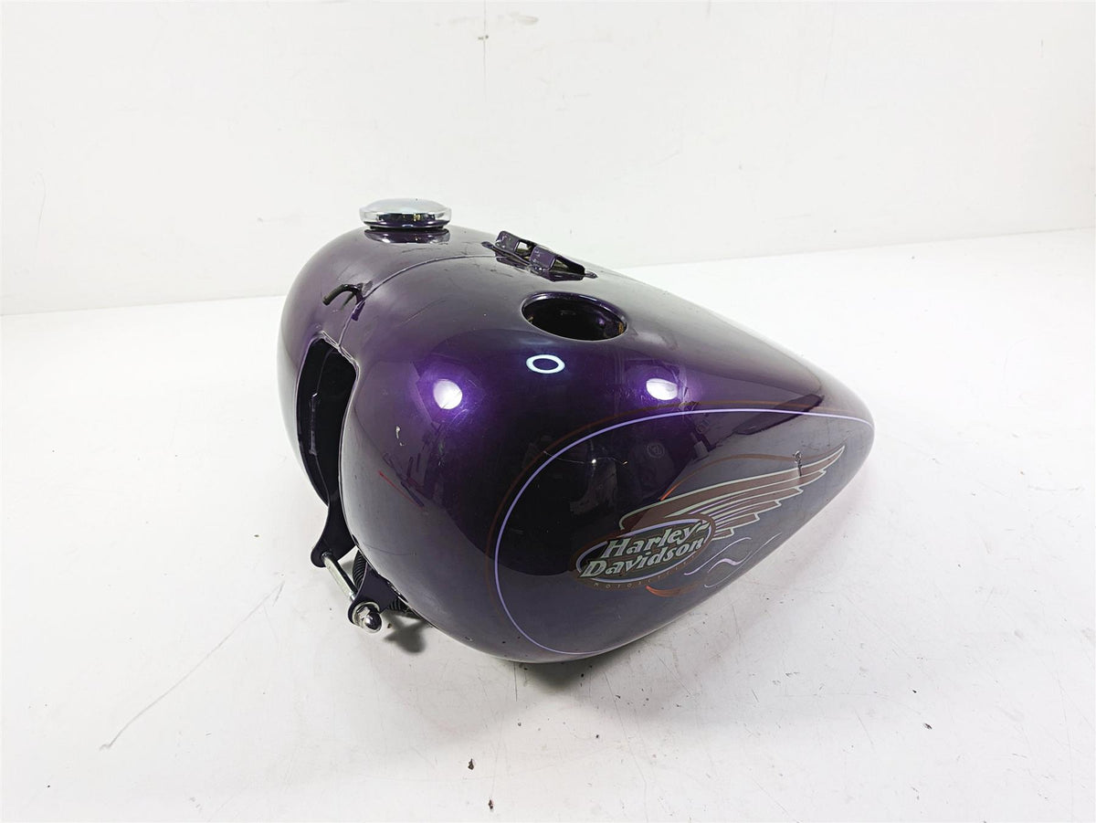 2000 Harley FXSTS Softail Springer Fuel Gas Petrol Tank - Dented 62180-00D {{ shop.shopifyCountryName }} - Mototech271