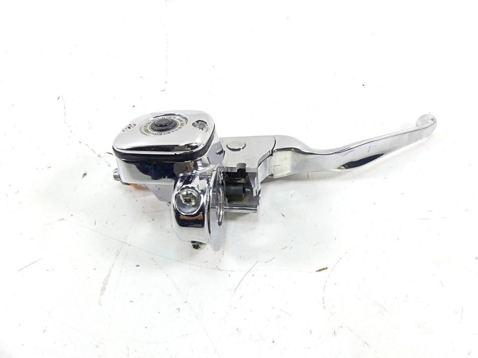 2006 Harley Touring FLHTCU SE E-Glide Front Brake Master Cylinder 11/16 46431-05 {{ shop.shopifyCountryName }} - Mototech271