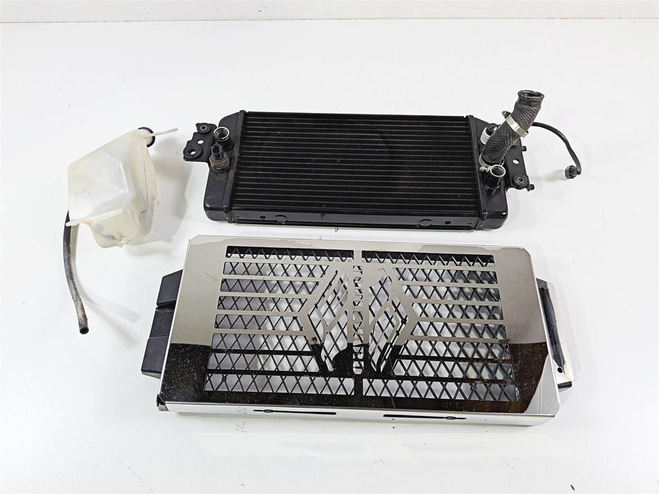 2004 Suzuki VL800 Intruder Volusia Radiator Reservoir Hoses Set 17710-41F00 {{ shop.shopifyCountryName }} - Mototech271