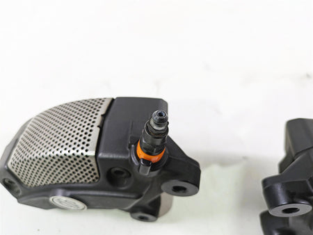 2010 Harley Touring FLHX Street Glide Front Brake Caliper Set 43027-08 44023-08 {{ shop.shopifyCountryName }} - Mototech271