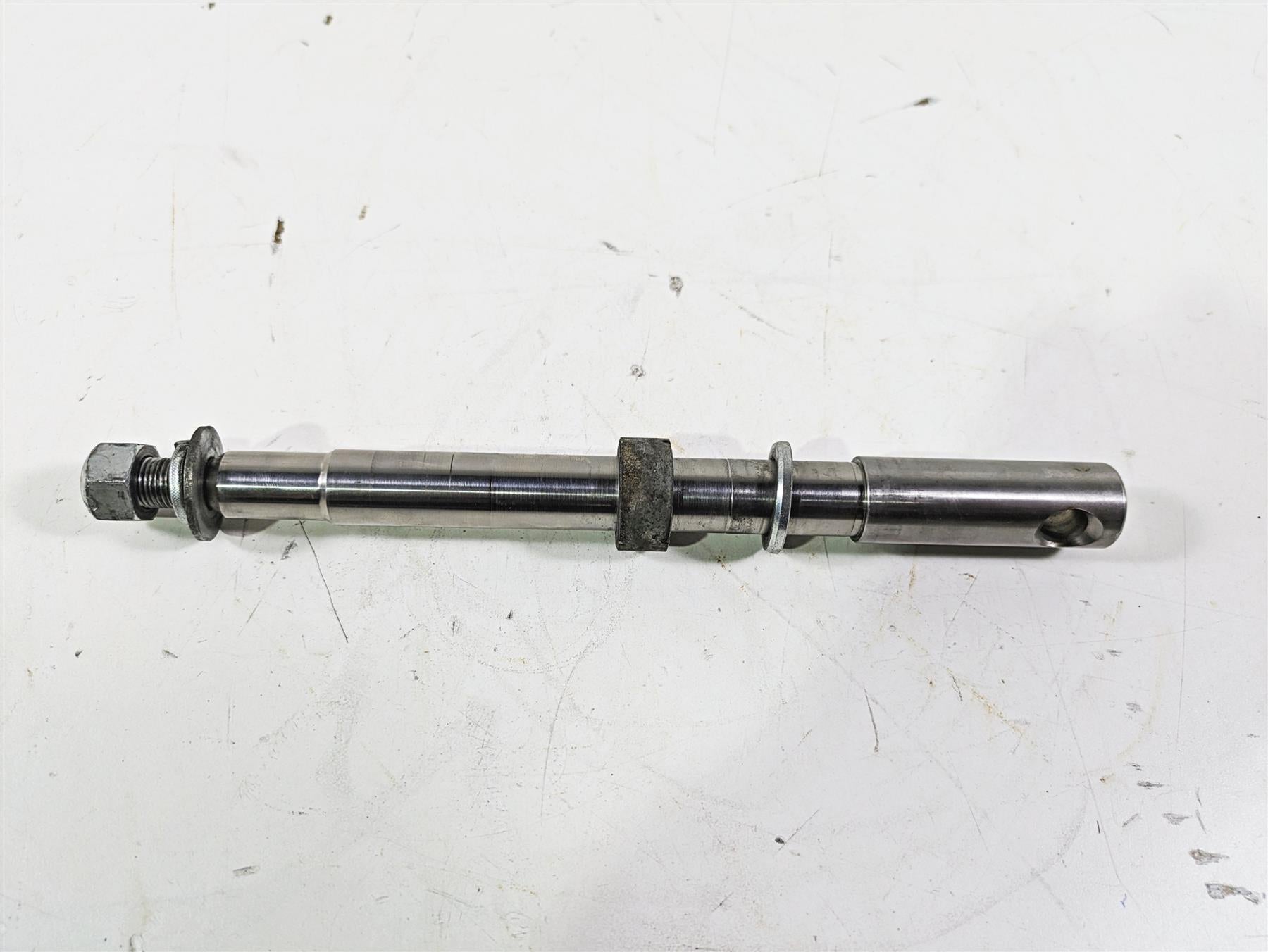2003 Harley Dyna FXDL Low Rider 100TH Front Axle Wheel Spindle 3/4" 43895-00 {{ shop.shopifyCountryName }} - Mototech271